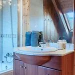 Saplan Real Estate Duplex Longuera 公寓